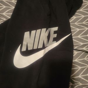 Nike Joggers Youth xl